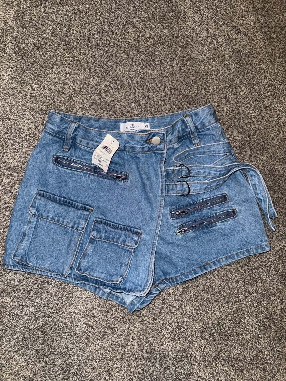 Windsor Denim Skort Size XS Blue Cargo Pockets Asymmetrical Zippers